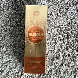 Nourishing Blemish Skin Whitening Freckle Mask